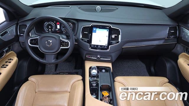 Volvo XC90 2022 — Photo 1/20