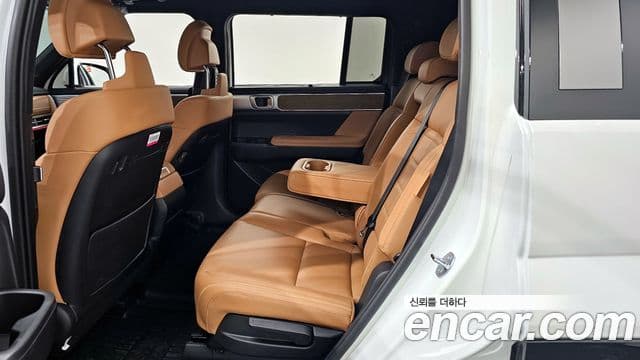 Hyundai Santa Fe 2023 — ფოტო 12/20
