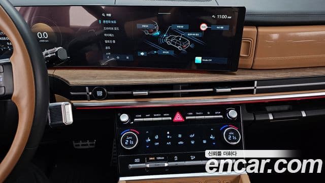 Hyundai Santa Fe 2023 — ფოტო 14/20