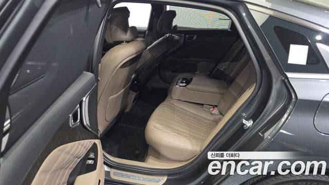 Kia K8 2023 — Şəkil 12/20