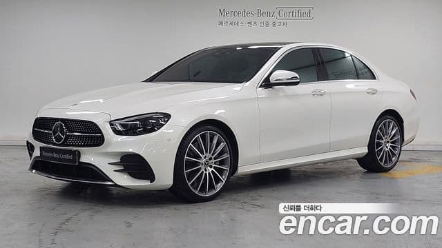 Mercedes-Benz E-Class 2022 — Фото 10/17