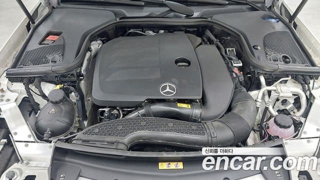 Mercedes-Benz E-Class 2022 — Фото 5/17
