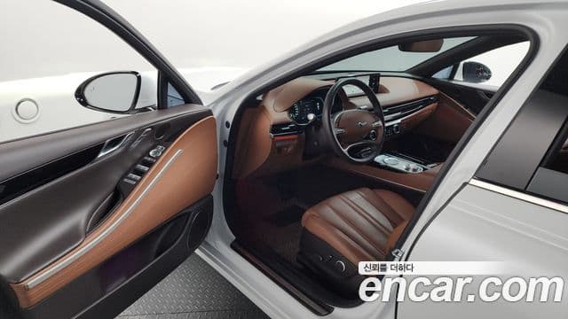 Genesis Electrified G80 2021 — Şəkil 10/20
