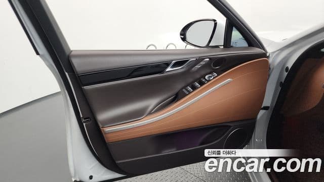 Genesis G80 2021 — Photo 27/33
