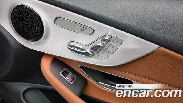 Mercedes-Benz C-Class 2021 — ფოტო 22/32