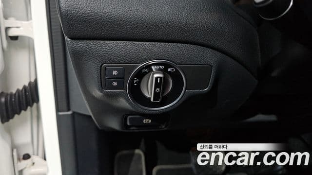 Mercedes-Benz GLA-Class 2019 — ფოტო 32/32