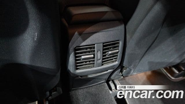 Mercedes-Benz GLA-Class 2019 — ფოტო 30/32