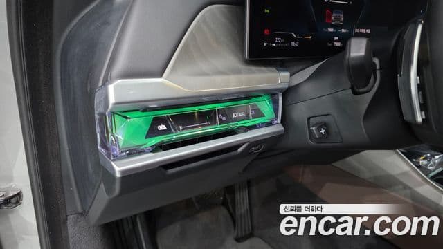 BMW 7 Series 2023 — ფოტო 20/20