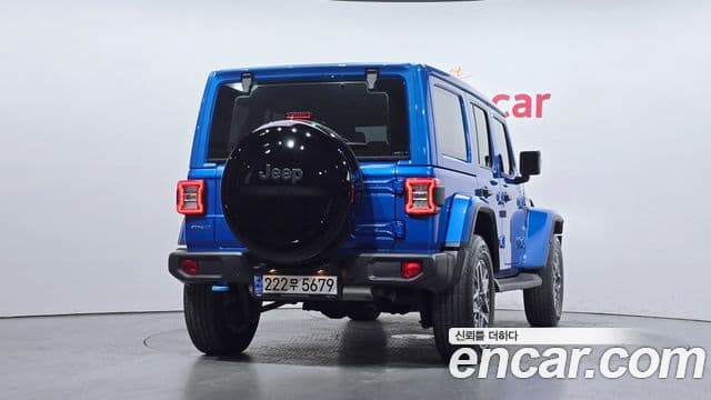 Jeep Wrangler 2022 — ფოტო 9/32