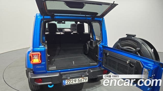 Jeep Wrangler 2022 — фото 20 из 20