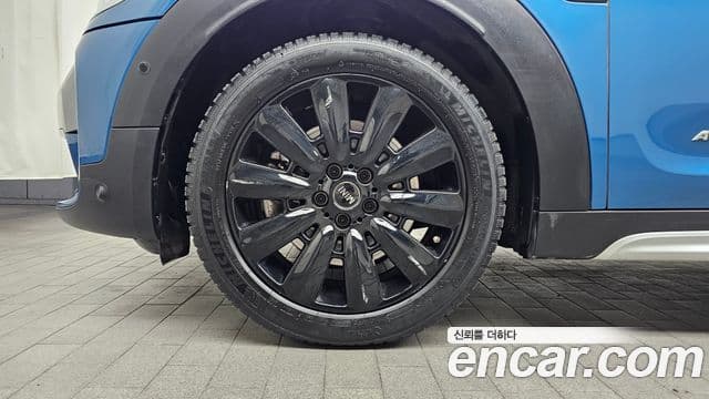 Mini Cooper S Countryman 2019 — Şəkil 5/20