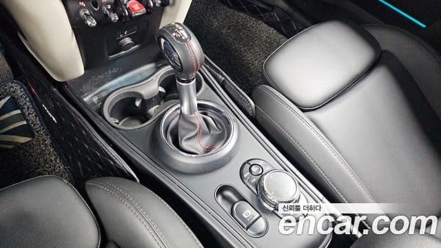 Mini Cooper S Countryman 2019 — Şəkil 9/20