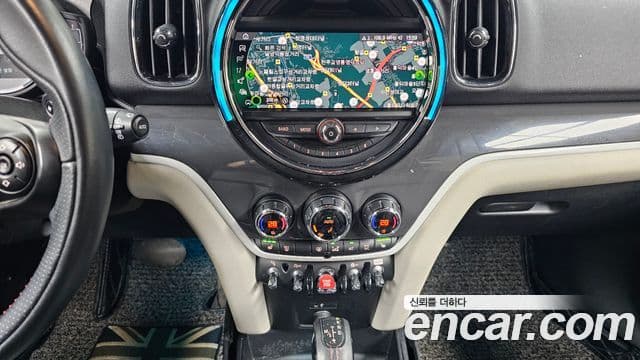 Mini Cooper S Countryman 2019 — Şəkil 14/20