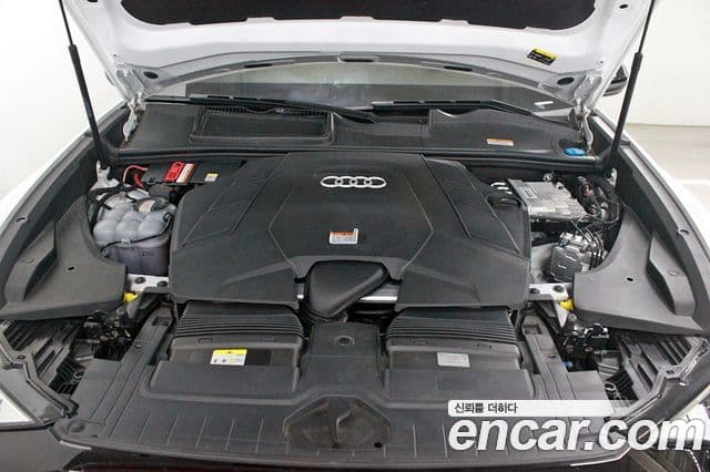 Audi Q7 2022 — Şəkil 5/20