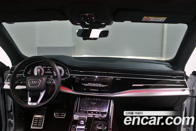 Audi Q7 2022 — Şəkil 9/20