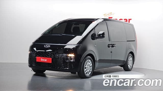 Hyundai Staria 2023 — ფოტო 1/20
