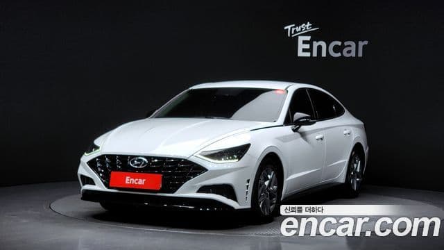 Hyundai Sonata 2022 — ფოტო 1/20