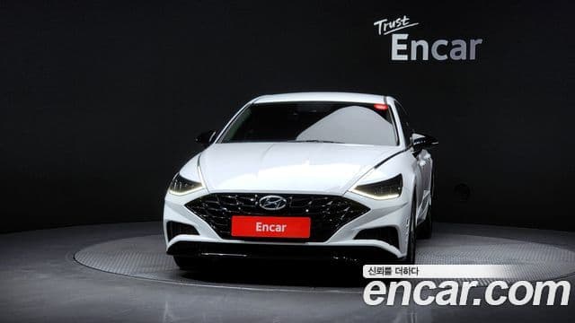 Hyundai Sonata 2022 — ფოტო 3/20