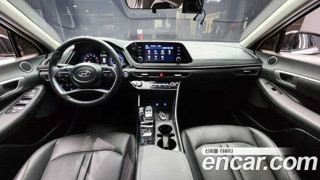 Hyundai Sonata 2022 — ფოტო 7/20