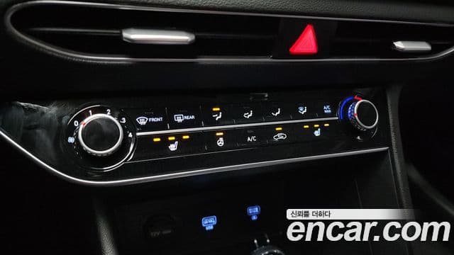 Hyundai Sonata 2022 — ფოტო 16/20