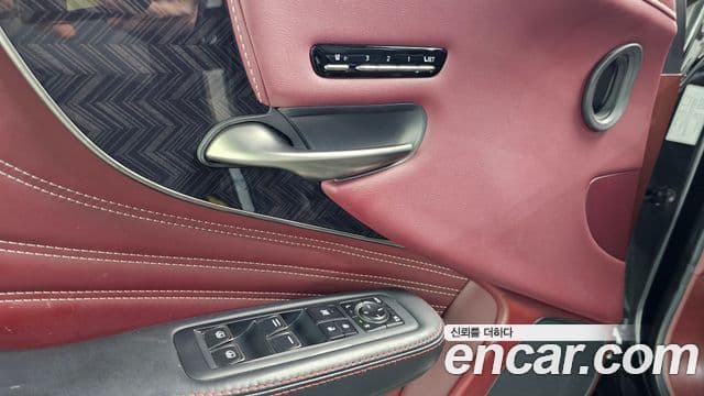 Lexus LS500h 2019 — ფოტო 1/35
