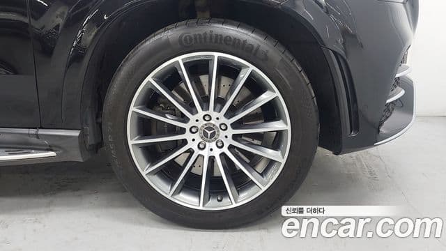 Mercedes-Benz GLE-Class 2023 — Фото 4/17