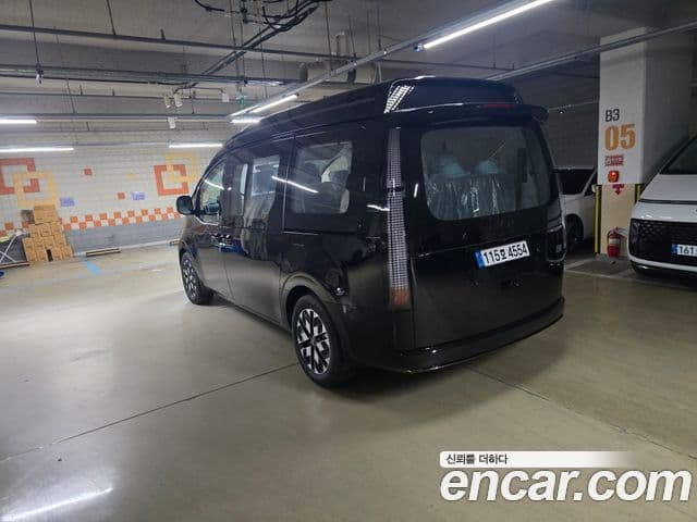 Hyundai Staria 2025 — ფოტო 3/14