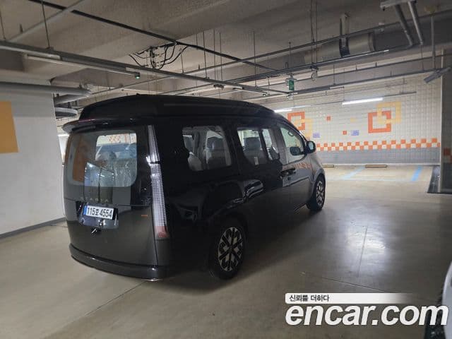 Hyundai Staria 2025 — ფოტო 5/14