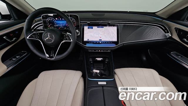Mercedes-Benz E-Class 2025 — ფოტო 7/20