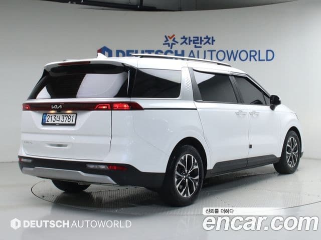 Kia Carnival 2023 — Şəkil 1/20