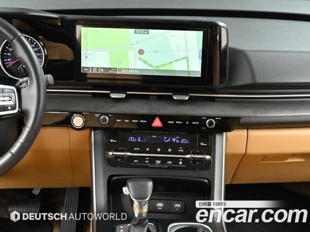 Kia Carnival 2023 — Şəkil 13/20