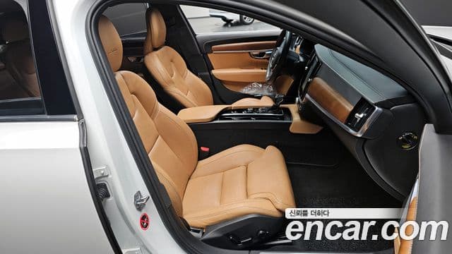 Volvo S90 2019 — Şəkil 10/20