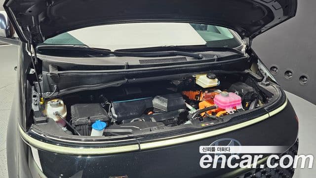 Hyundai Staria 2025 — Şəkil 6/20