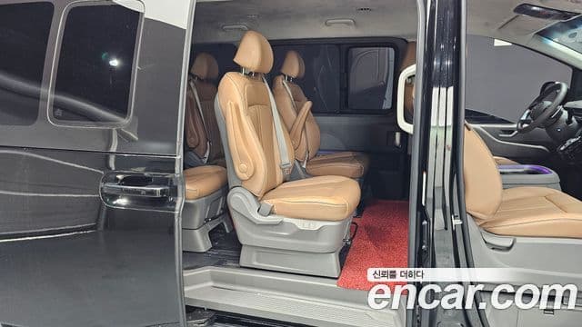 Hyundai Staria 2025 — Şəkil 12/20