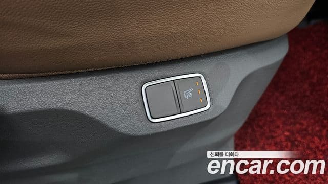 Hyundai Staria 2025 — Şəkil 18/20