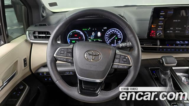Toyota Sienna 2021 — Şəkil 3/30