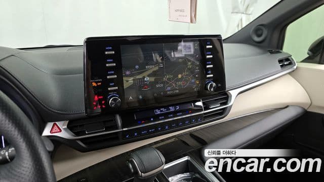 Toyota Sienna 2021 — Şəkil 20/30