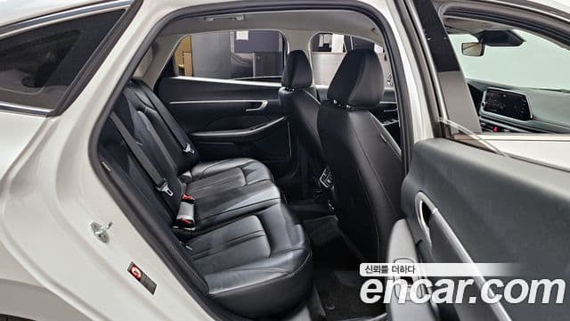 Hyundai Sonata 2022 — Фото 11/20