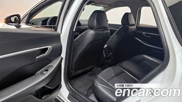 Hyundai Sonata 2022 — Фото 12/20