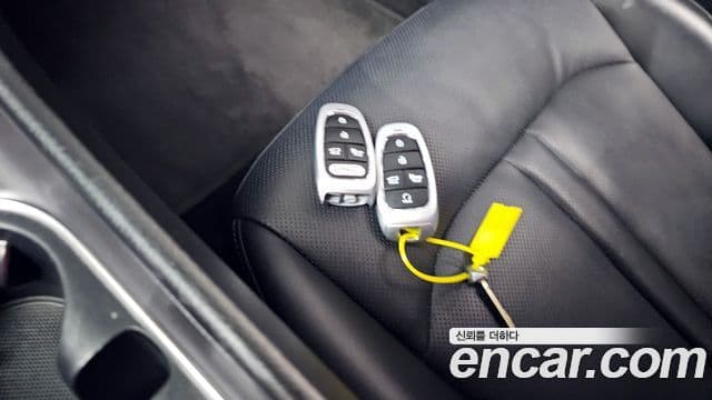 Hyundai Sonata Hybrid 2022 — Şəkil 27/31