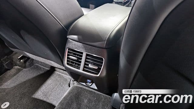 Hyundai Sonata Hybrid 2022 — Şəkil 19/31