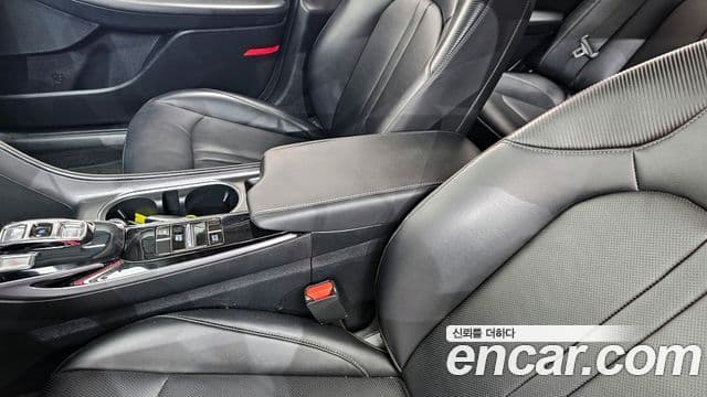 Hyundai Sonata Hybrid 2022 — Şəkil 29/31