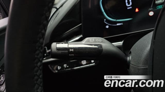 Kia Niro 2022 — Şəkil 18/20