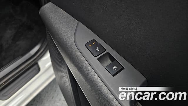 Kia Niro 2022 — Şəkil 19/20