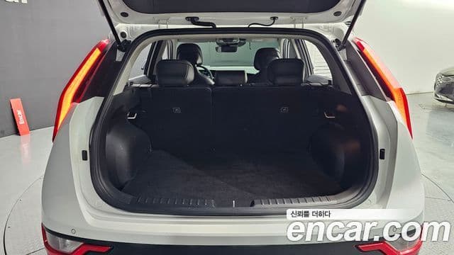 Kia Niro 2022 — Şəkil 20/20