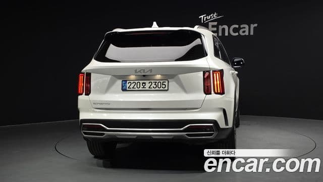 Kia Sorento 2023 — Şəkil 4/20