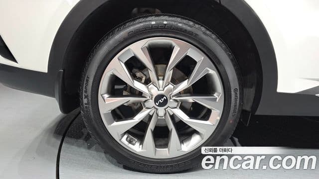 Kia Sorento 2023 — Şəkil 5/20