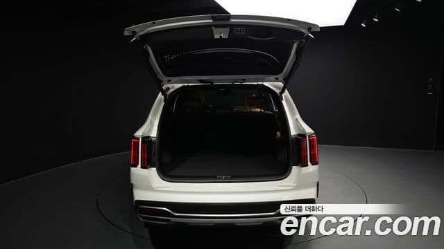Kia Sorento 2023 — фото 20 из 20