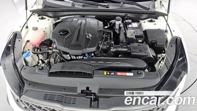 Kia K5 2021 — ფოტო 6/20