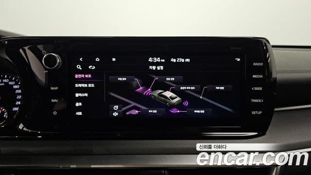 Kia K5 2021 — ფოტო 15/20